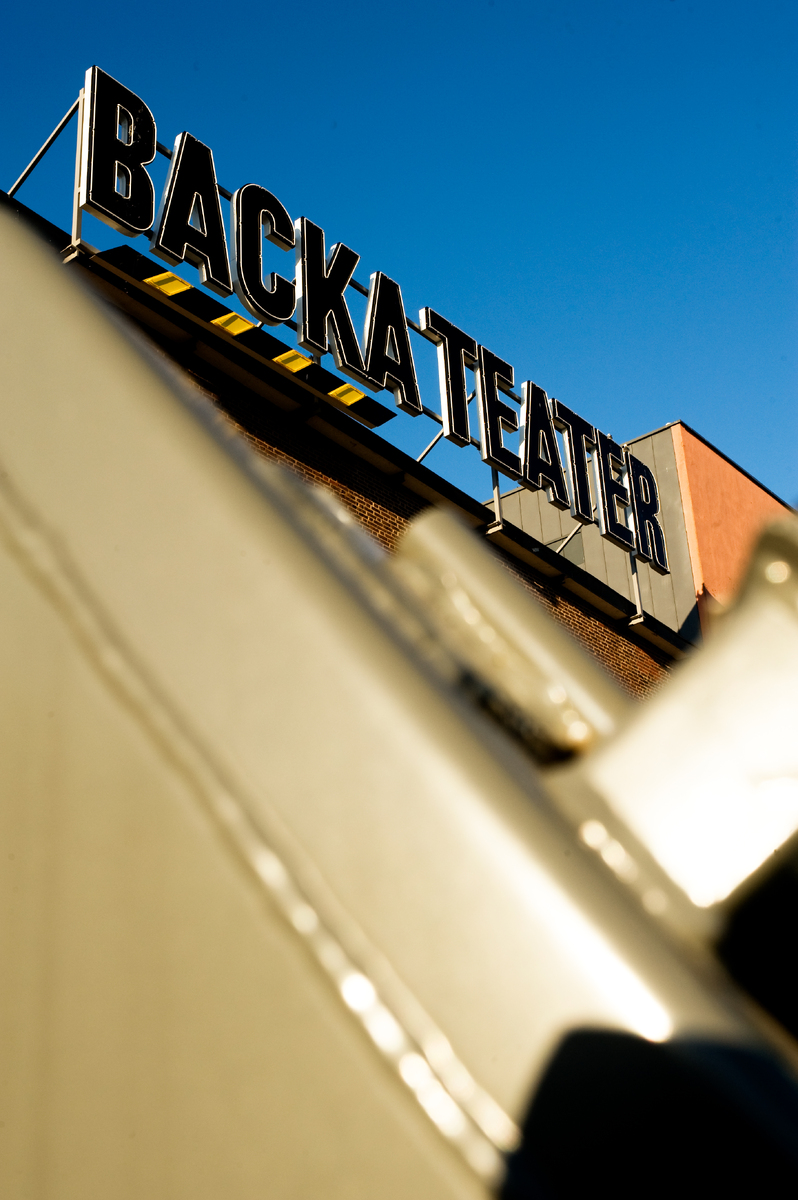 exteriör Backa Teater ola kjelbye.jpg