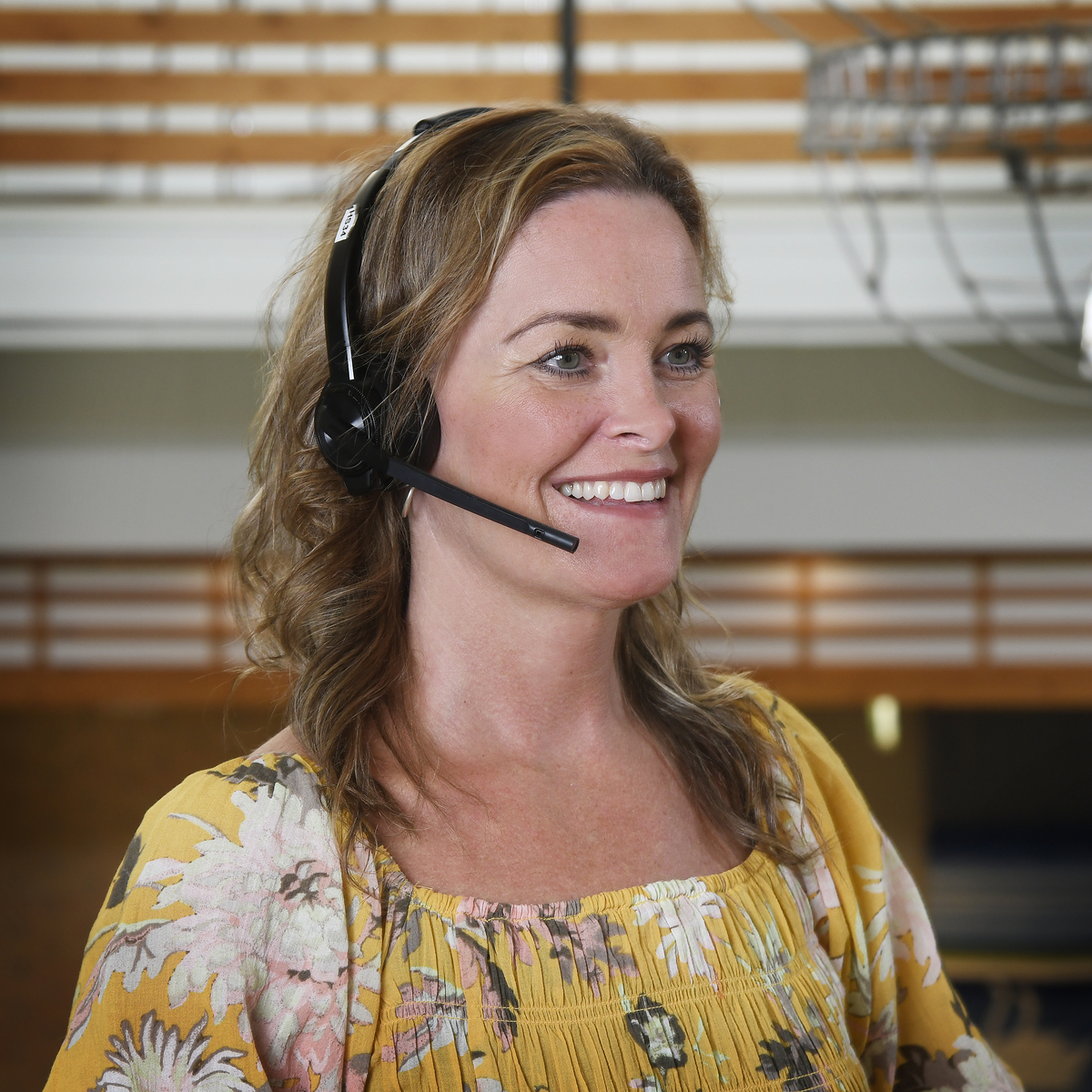 HN 220816 Kommun Bubbla Headset.JPG