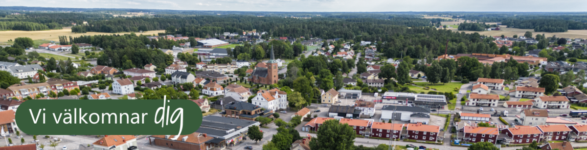 drönarbild över samhället.png