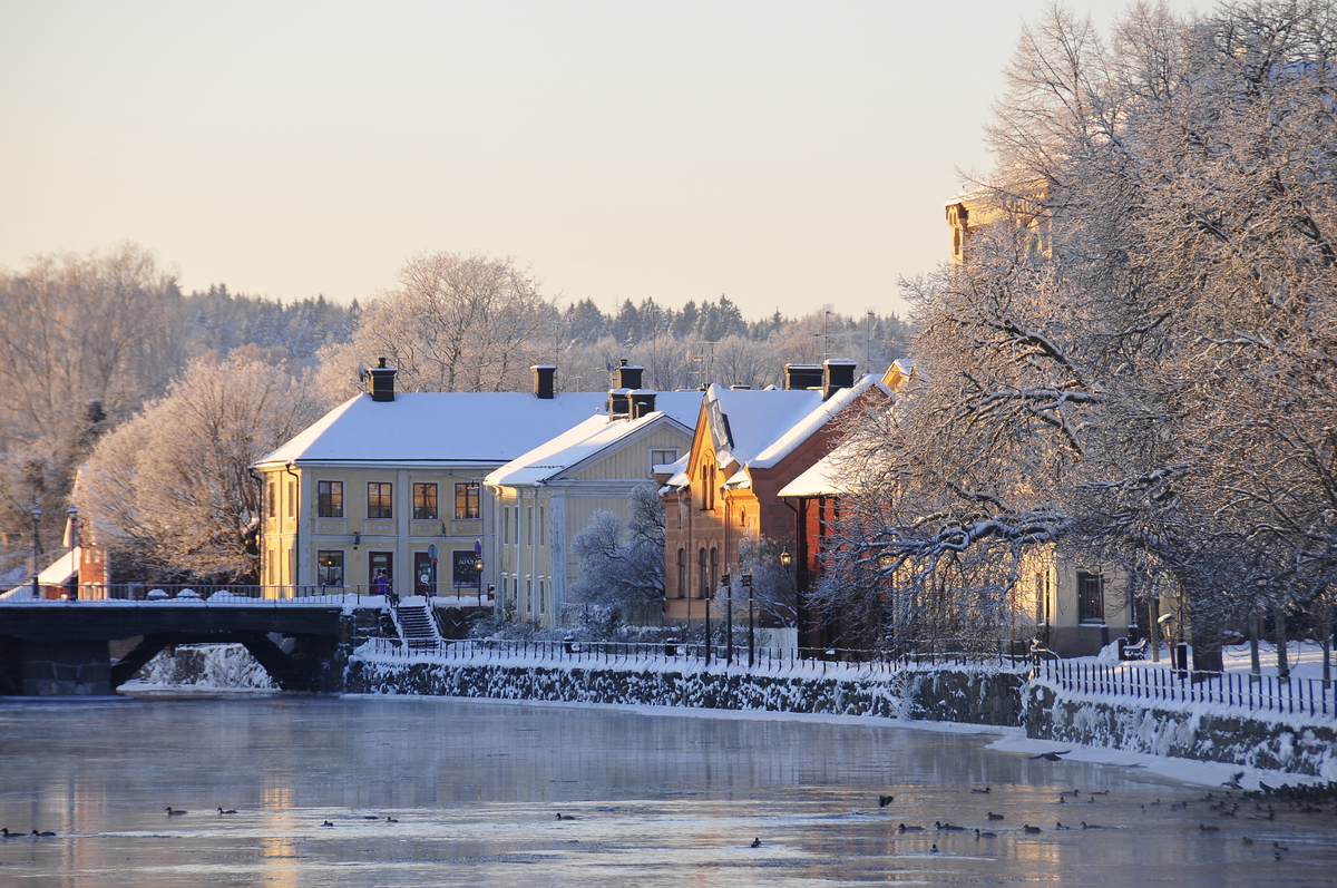 Arbogaån vinter med snö.jpg