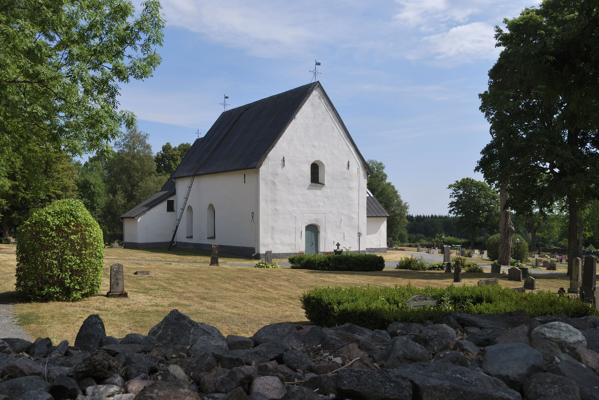 Estuna Kyrka_006.jpg